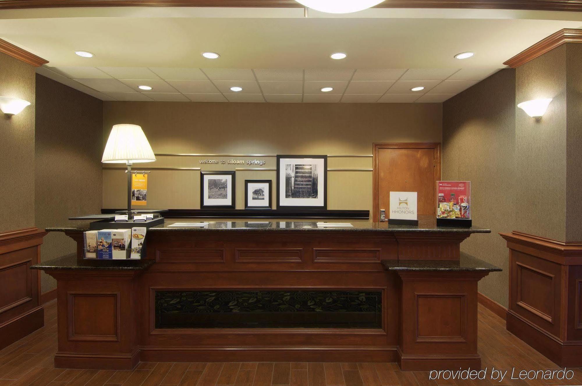 Hampton Inn Siloam Springs Exterior foto